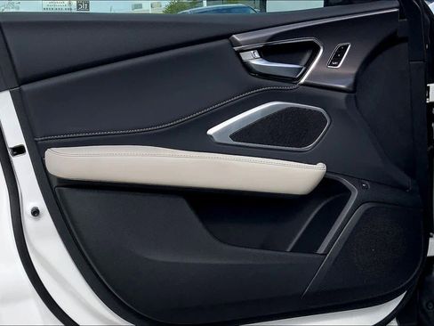 New 2026 Acura RDX SH-AWD image 10