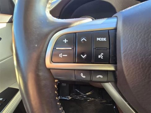 Used 2018 Lexus ES 300h image 19