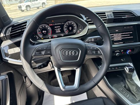 Used 2024 Audi Q3 2.0T Premium Plus AWD/4WD image 11