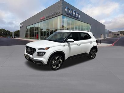 Used 2025 Hyundai Venue SEL