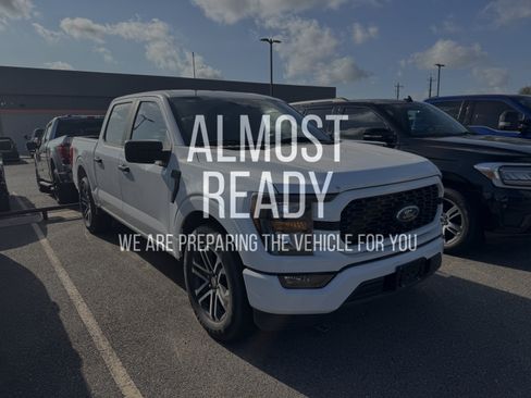 Used 2023 Ford F150 XL w/ STX Appearance Package RWD image 5