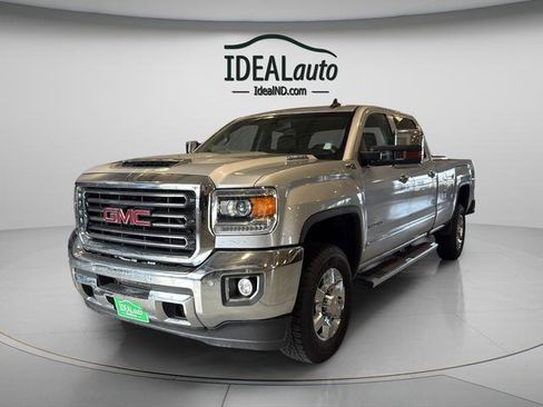 Used 2018 GMC Sierra 3500 SLT w/ Duramax Plus Package AWD/4WD image 9