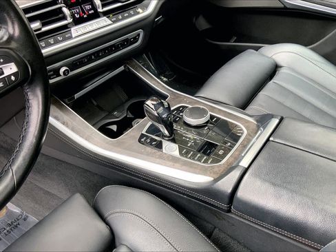 Used 2021 BMW X5 xDrive40i w/ Premium Package image 17