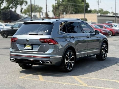 Used 2022 Volkswagen Tiguan SEL R-Line AWD/4WD image 7