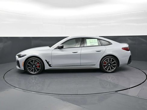 New 2026 BMW i4 eDrive40 w/ M Sport Package RWD image 8