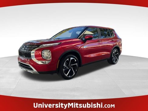 New 2025 Mitsubishi Outlander SE image 1
