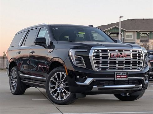 New 2026 GMC Yukon Denali w/ Sun & Power Step Package image 2