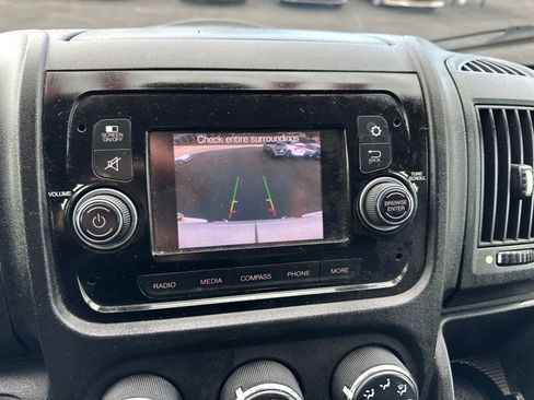 Used 2018 RAM ProMaster 2500 image 32