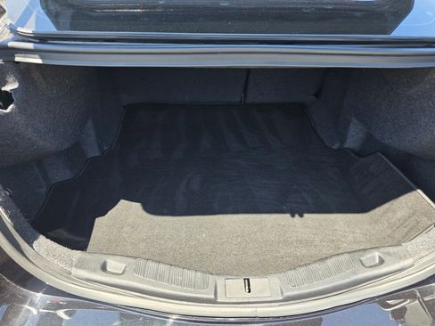 Used 2020 Ford Fusion SE FWD image 19