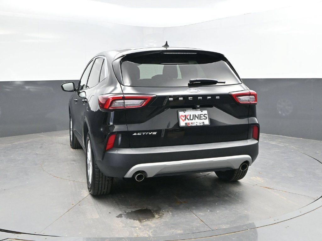 Used 2024 Ford Escape Active FWD image 6
