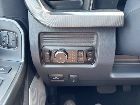 New 2026 Ford F350 Platinum AWD/4WD image 19