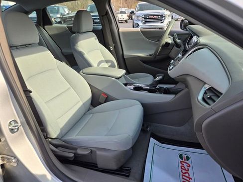 Used 2022 Chevrolet Malibu LS w/ Driver Confidence Package II image 16