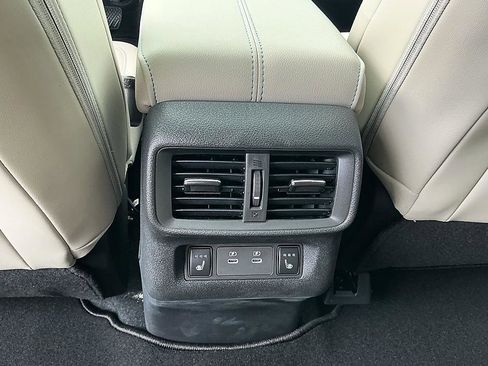 New 2026 Nissan Murano Platinum image 20