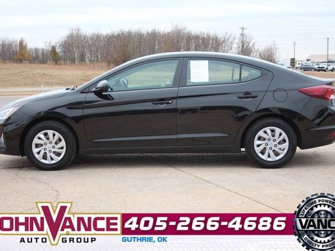 Used 2020 Hyundai Elantra SE image 5