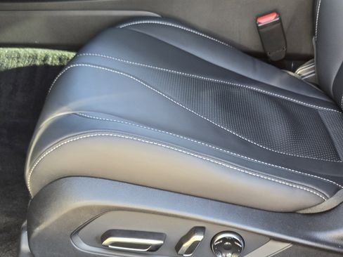 Certified 2025 Acura TLX w/ Technology Package image 24