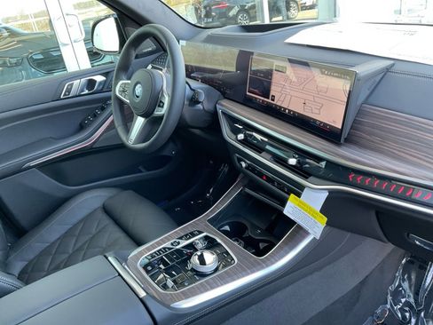 New 2026 BMW X5 xDrive50e w/ Executive Package image 32
