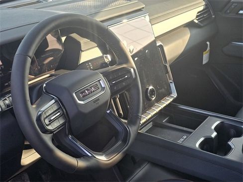 New 2026 GMC Acadia AT4 image 19