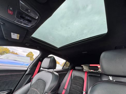 Used 2023 Kia Stinger GT2 image 22