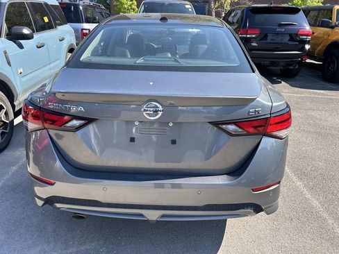 Used 2022 Nissan Sentra SR w/ SR Premium Package FWD image 6