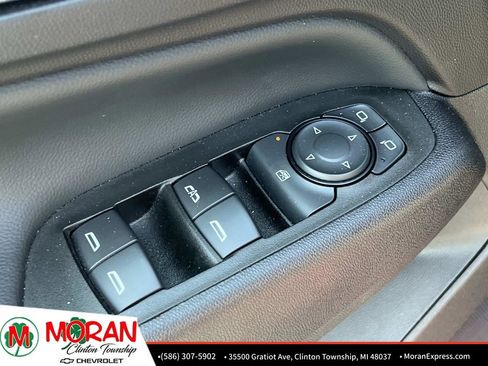Certified 2024 Chevrolet Equinox LT FWD image 16
