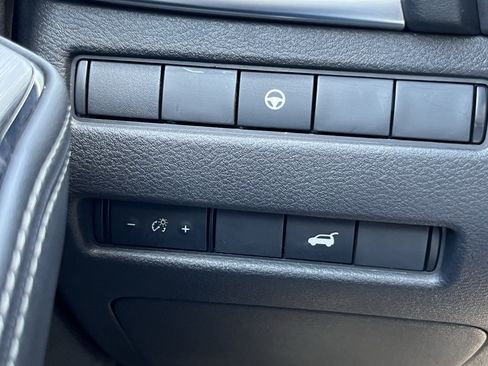 Used 2023 Nissan Rogue SL w/ SL Premium Package AWD/4WD image 42