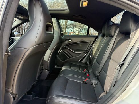 Used 2019 Mercedes-Benz CLA 250 image 11