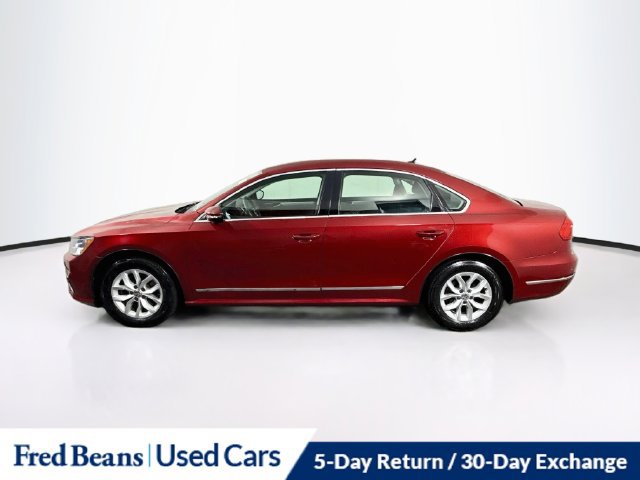 Used 2016 Volkswagen Passat 1.8T S FWD image 7