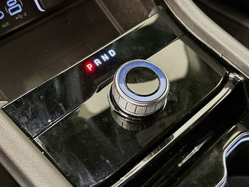 Used 2023 Jeep Grand Cherokee Altitude image 24