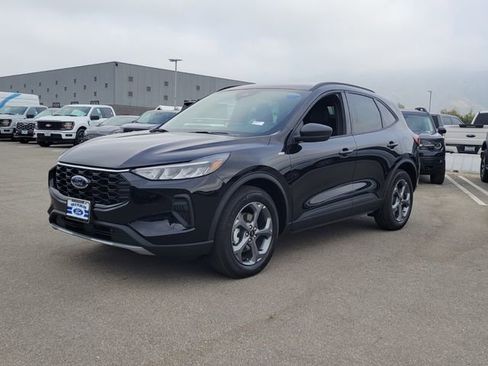 New 2025 Ford Escape ST-Line w/ Equipment Group 301A image 3