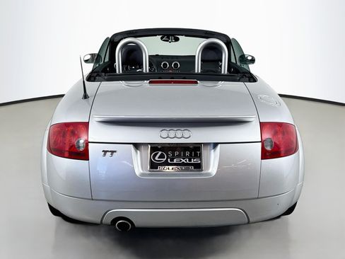Used 2005 Audi TT 1.8T FWD image 6