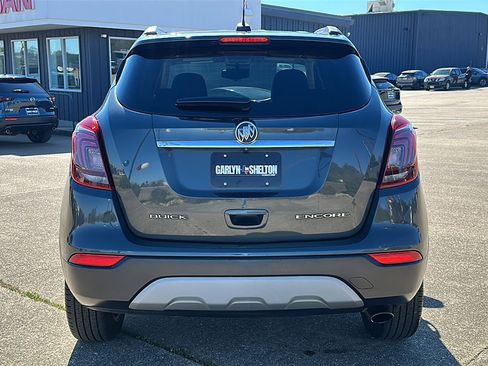 Used 2018 Buick Encore Preferred image 7