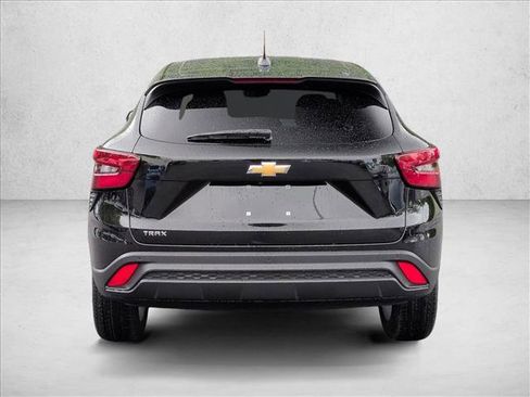 Certified 2024 Chevrolet Trax LS w/ LS Convenience Package FWD image 7