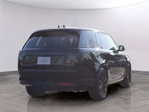 New 2026 Land Rover Range Rover SE image 5