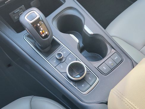 Used 2019 Cadillac XT4 Premium Luxury image 21