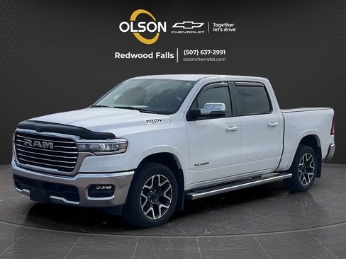 Used 2025 RAM 1500 Laramie AWD/4WD image 1