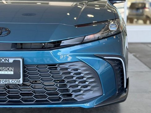 New 2026 Toyota Camry SE FWD image 5