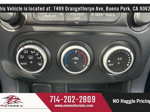 Used 2013 MAZDA MX-5 Miata Club RWD image 26