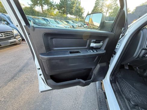 Used 2019 RAM 2500 Tradesman w/ Safety Group AWD/4WD image 31