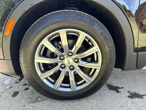 Used 2021 Cadillac XT4 Premium Luxury w/ Driver Awareness Package AWD/4WD image 10