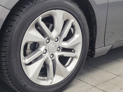 Used 2019 Honda Accord LX image 31
