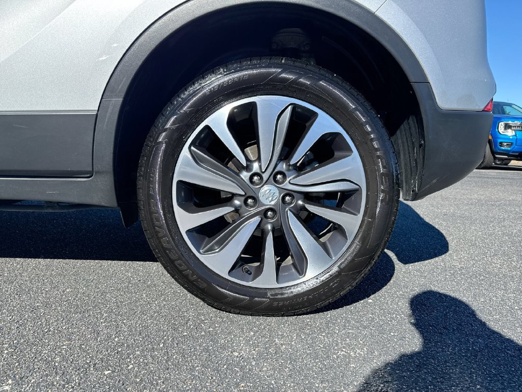 Used 2022 Buick Encore Preferred w/ Safety Package AWD/4WD image 26