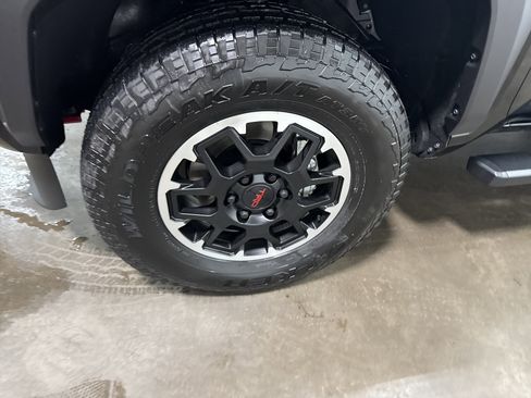 New 2025 Toyota Tacoma TRD Off-Road image 9