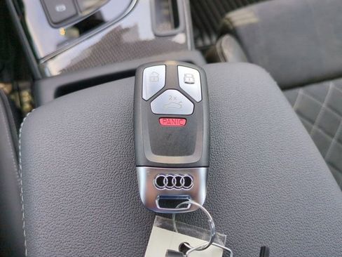 Used 2022 Audi S4 Premium image 29