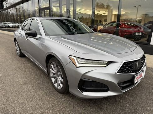 Used 2022 Acura TLX image 3