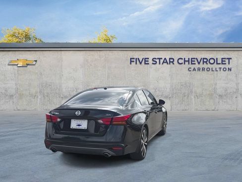 Used 2020 Nissan Altima 2.5 SR FWD image 8