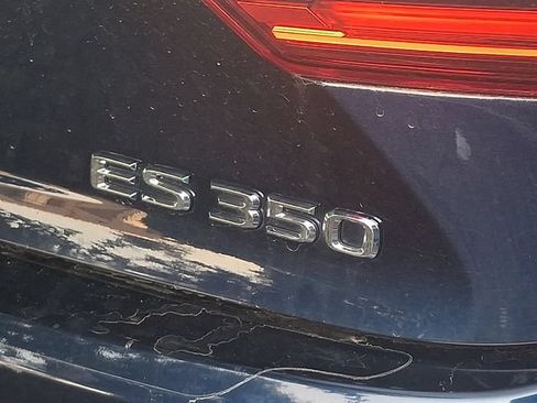Used 2018 Lexus ES 350 w/ Premier Package FWD image 9