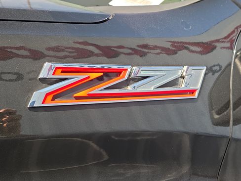 Used 2024 Chevrolet Silverado 1500 RST w/ Z71 Off-Road Package AWD/4WD image 4