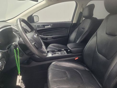 Used 2019 Ford Edge Titanium w/ Cargo Accessory Package FWD image 17