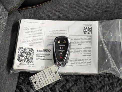 Used 2024 Chevrolet Equinox LT AWD/4WD image 16