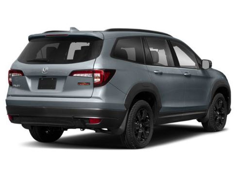 Used 2022 Honda Pilot TrailSport image 3